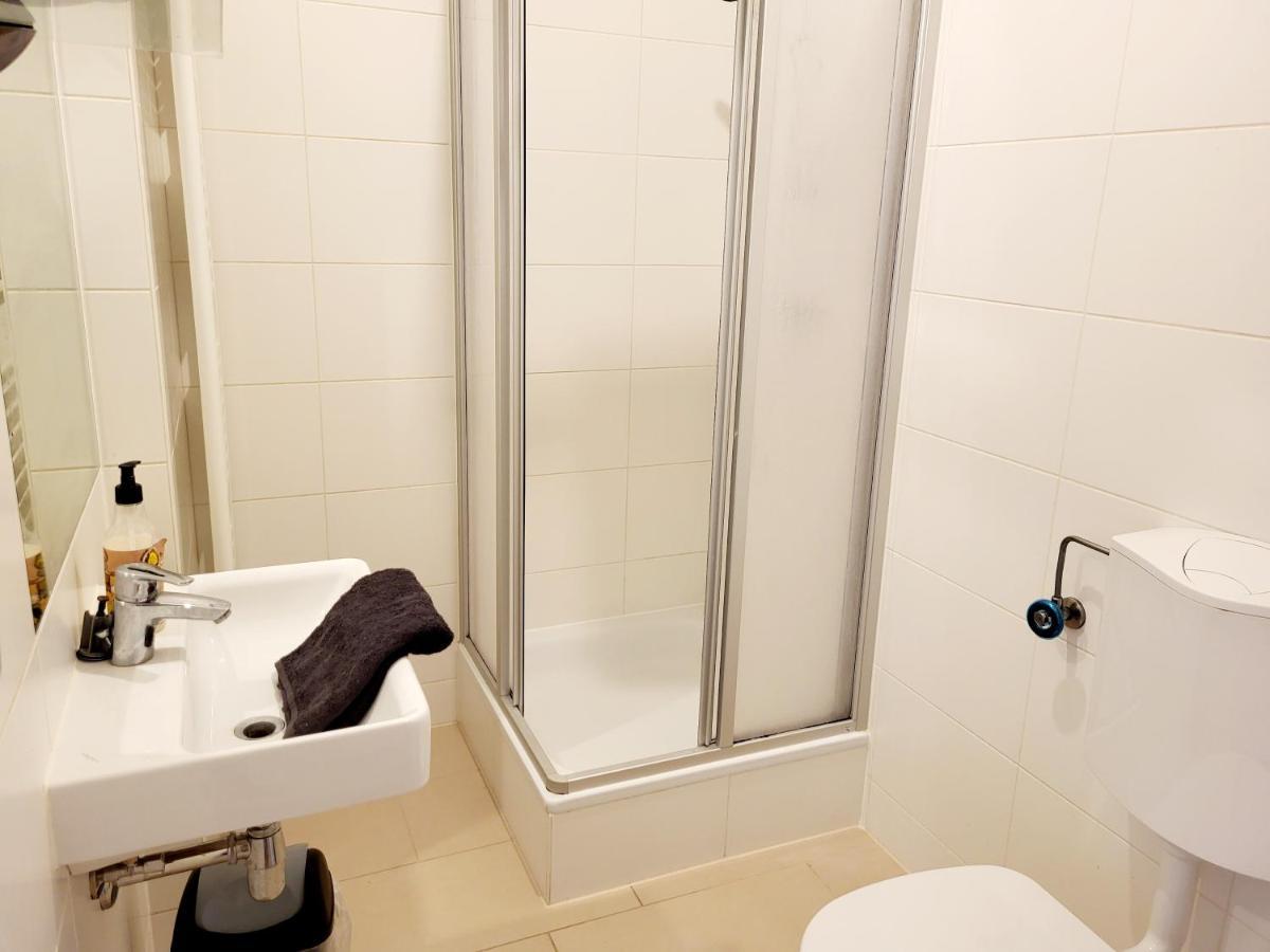 Floridsdorfer Apartment - Free Highspeed-Internet Wina Bagian luar foto
