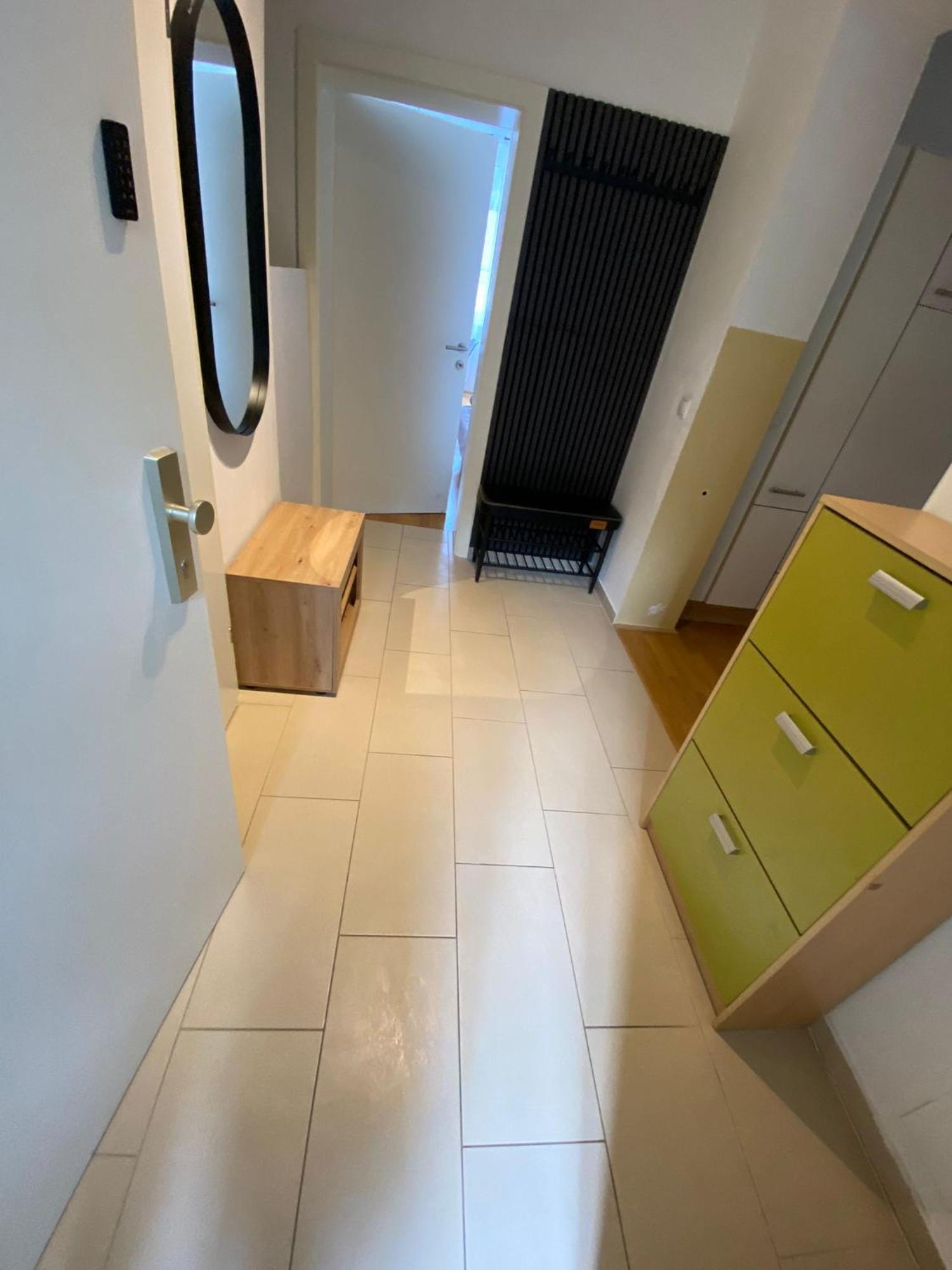 Floridsdorfer Apartment - Free Highspeed-Internet Wina Bagian luar foto
