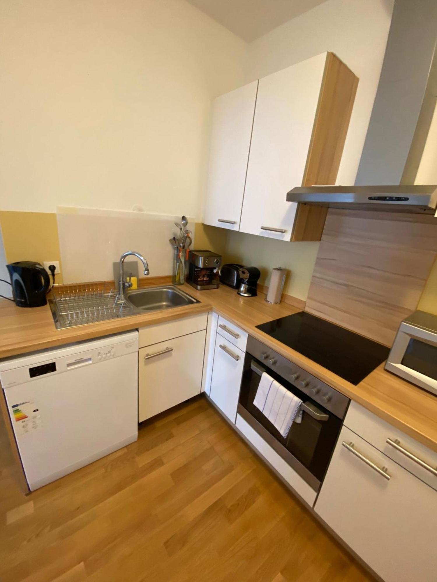 Floridsdorfer Apartment - Free Highspeed-Internet Wina Bagian luar foto
